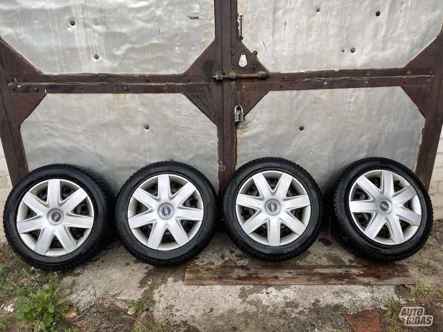 Ford R16 steel stamped rims