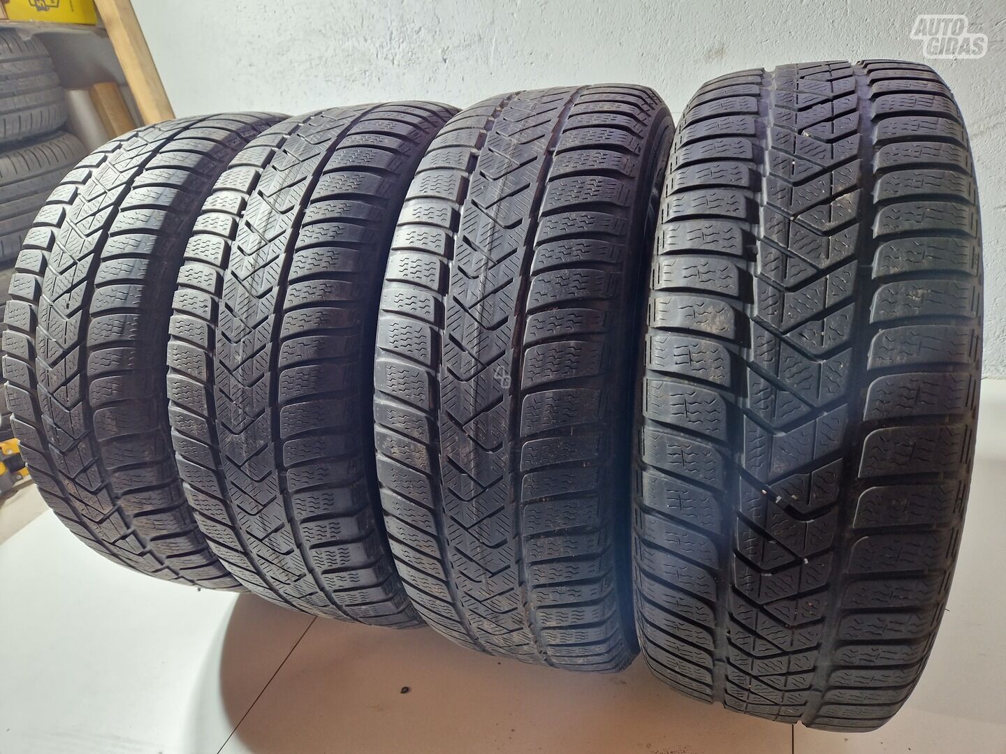 Pirelli 4-5mm, 2017m R16 winter tyres passanger car