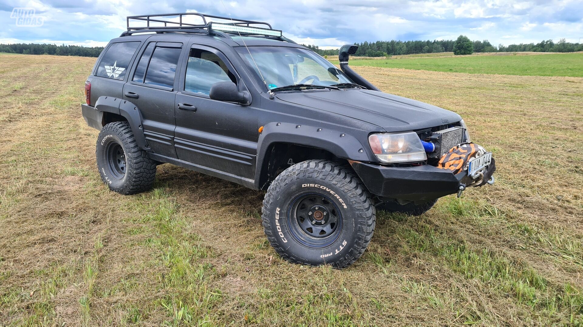 Jeep Grand Cherokee Laredo 2000 г