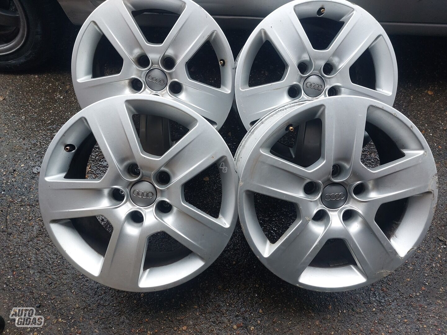 Audi R16 light alloy rims