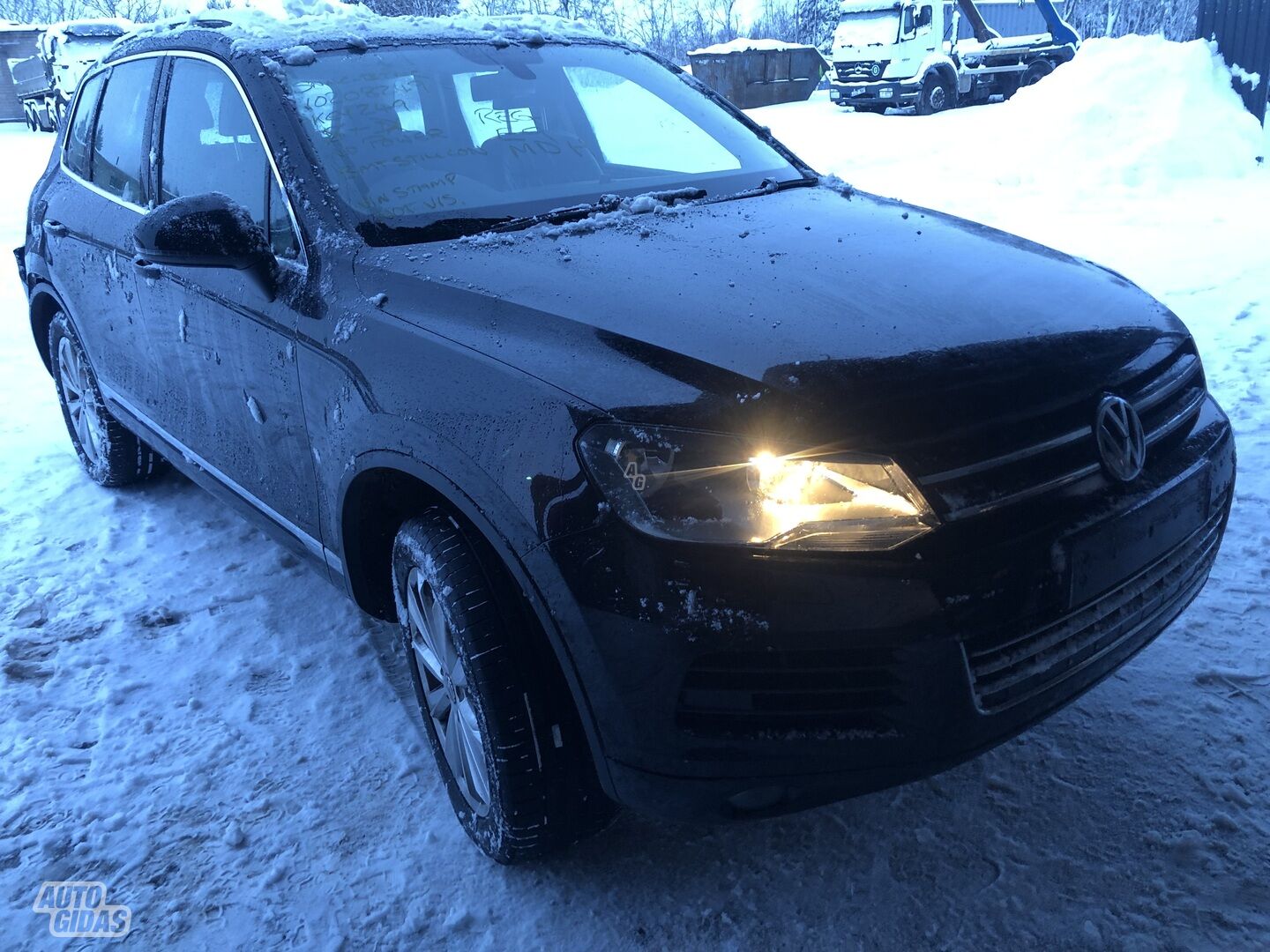 Volkswagen Touareg II 2012 m dalys