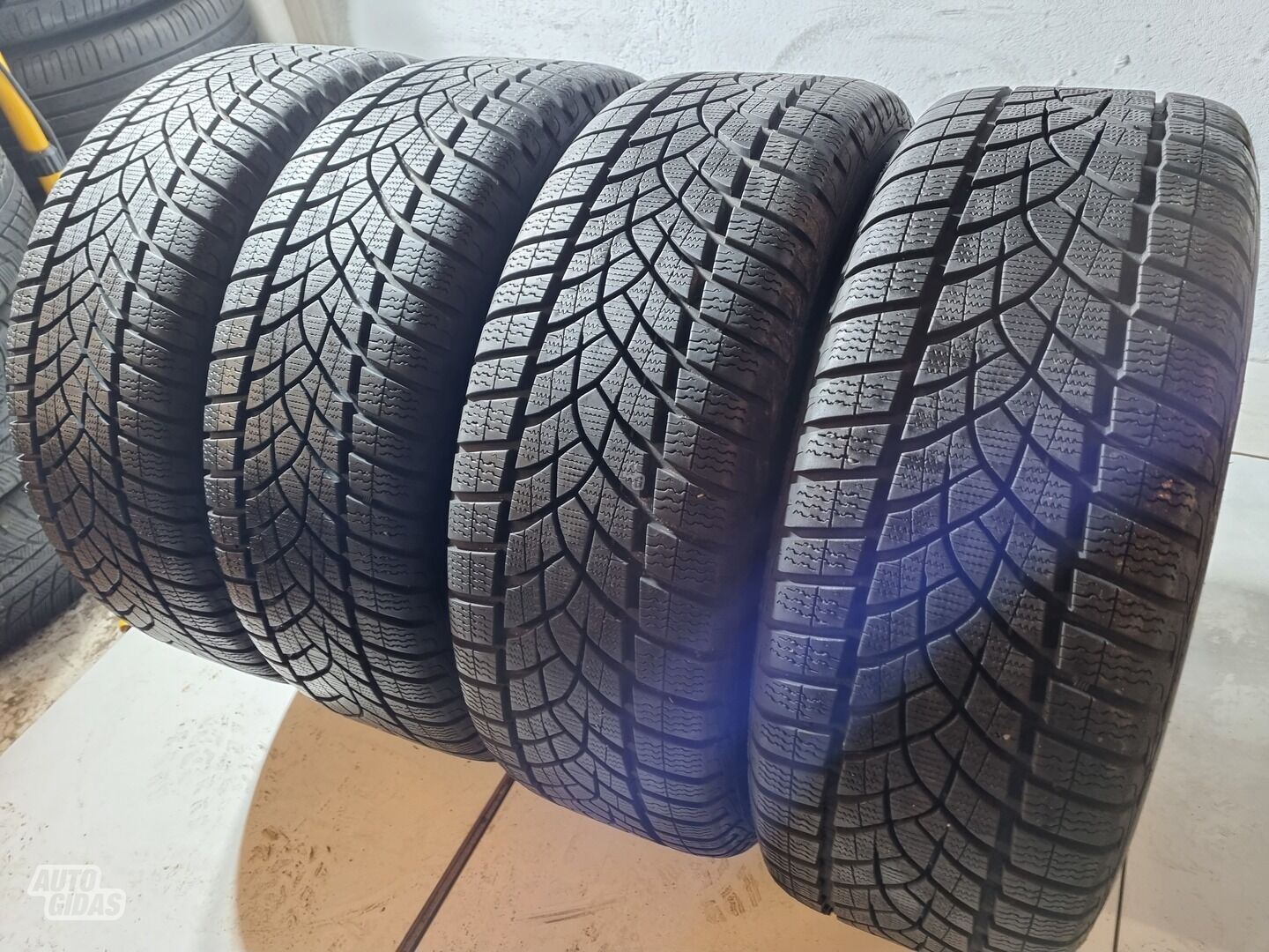 Goodyear 8mm R18 winter tyres passanger car