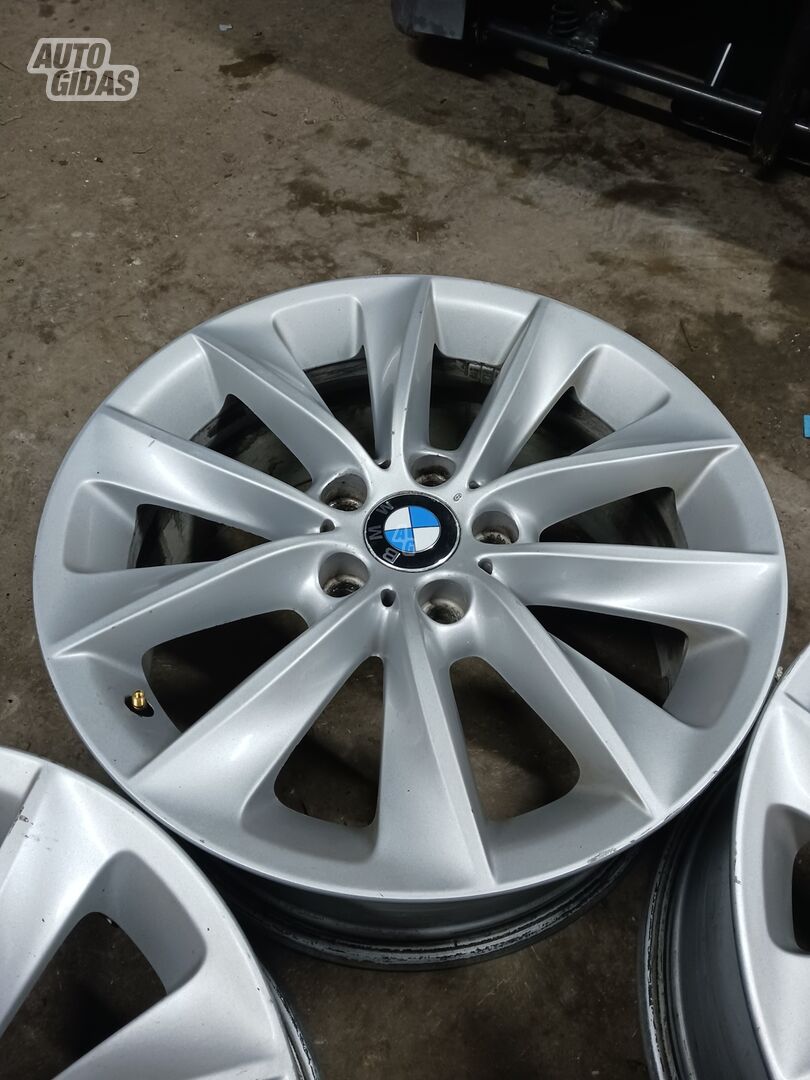 BMW X3 R18 light alloy rims