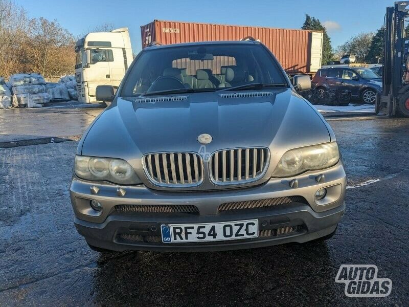 Bmw X5 E53 2004 m dalys