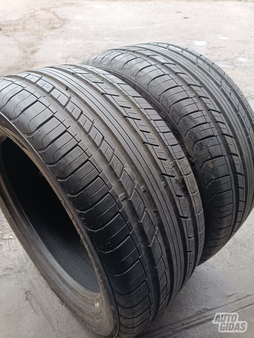 Austone R17 summer tyres passanger car