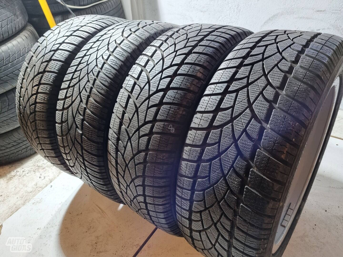 Dunlop 7mm R19 winter tyres passanger car