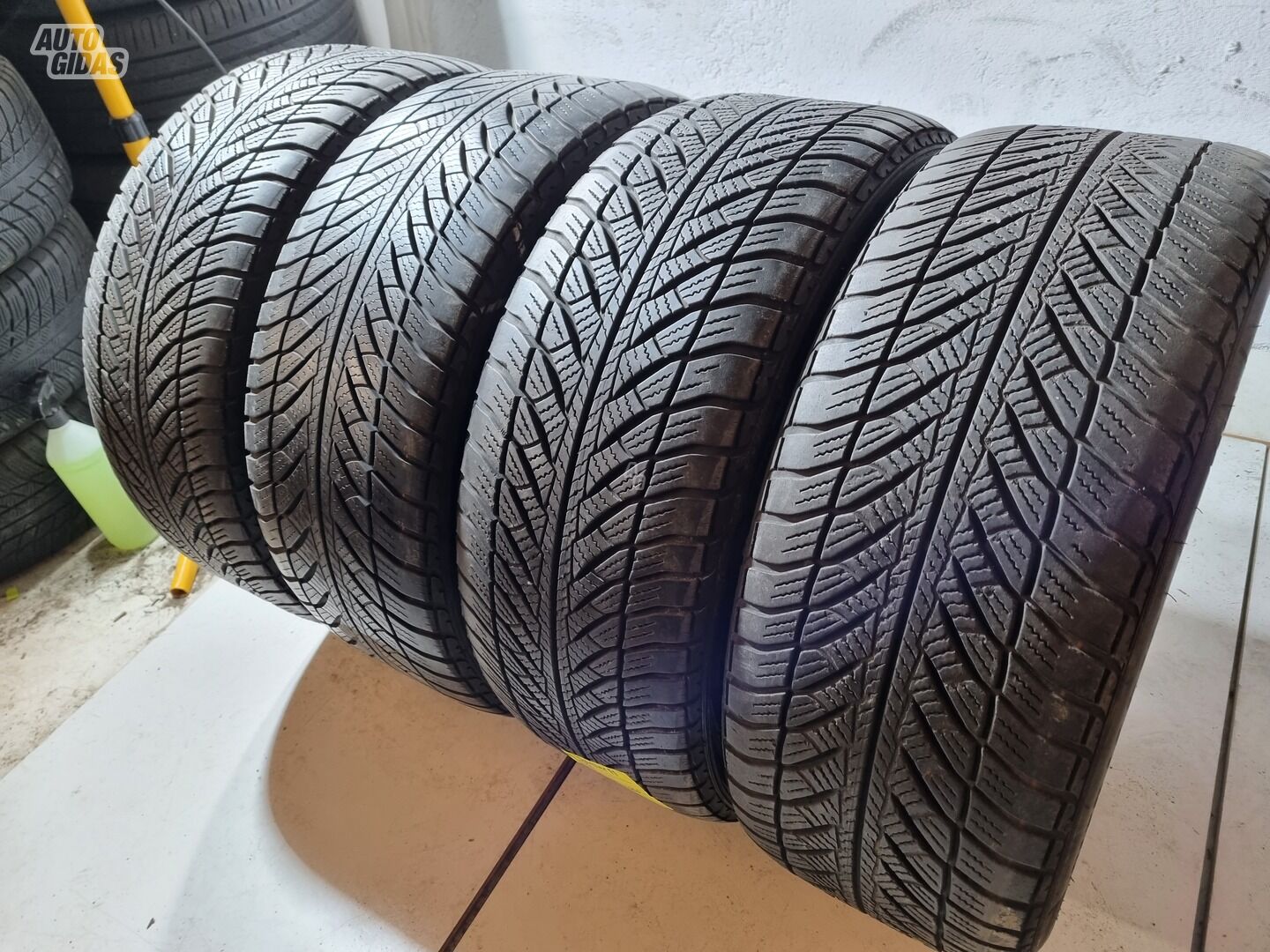 Goodyear 6-7mm R18 winter tyres passanger car