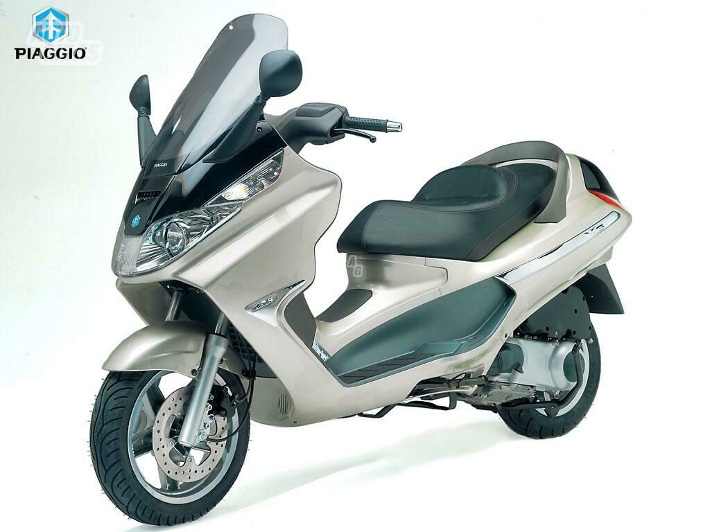 Scooter / moped Piaggio X8 2006 y parts