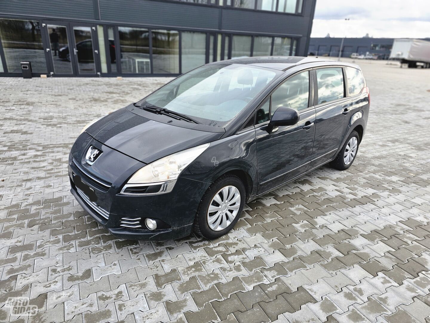 Peugeot 5008 HDi Trendy 2010 г