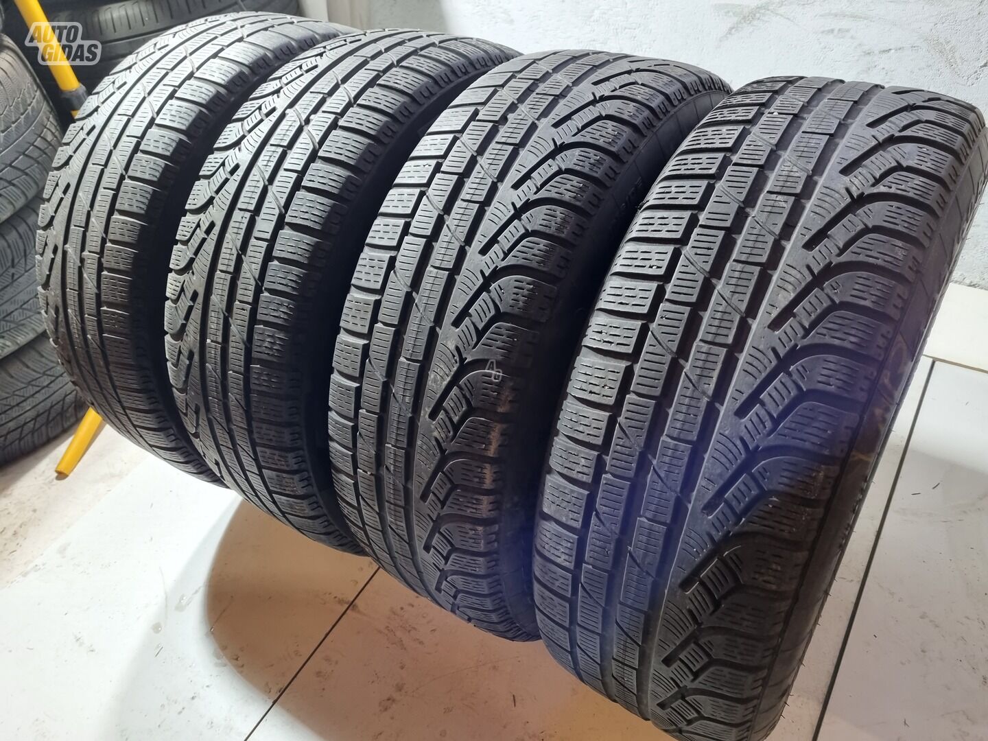 Pirelli 3-4mm R17 зимние шины для автомобилей