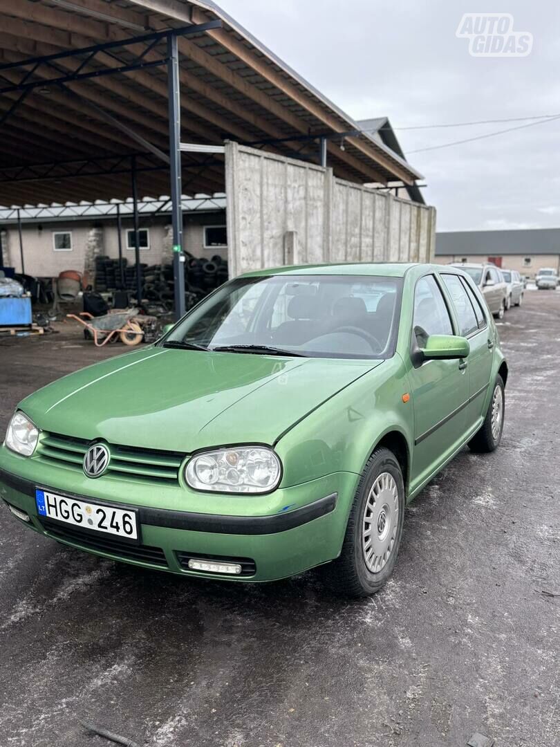Volkswagen Golf 1998 г запчясти