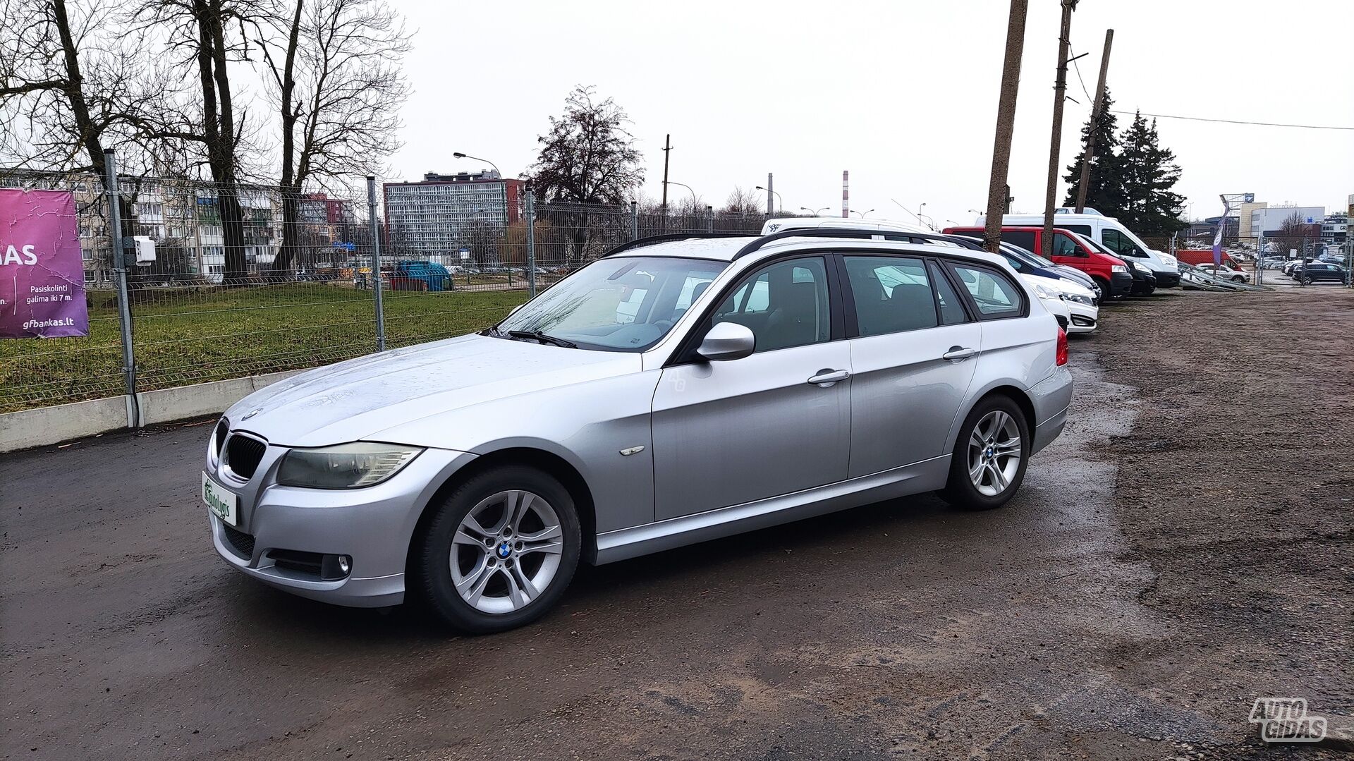 Bmw 318 d Touring 2009 y