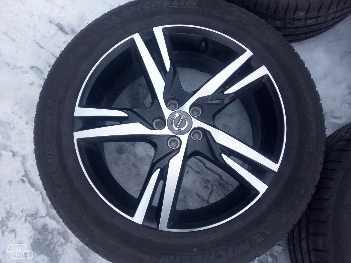 Volvo XC90 R19 light alloy rims