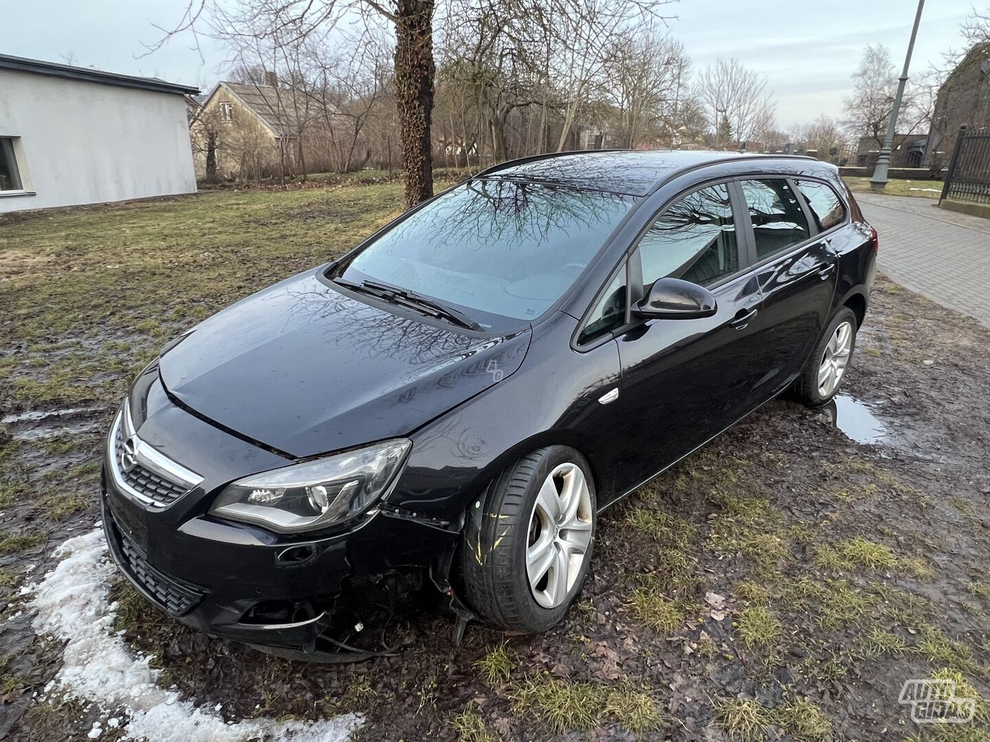 Opel Astra IV 2011 г запчясти