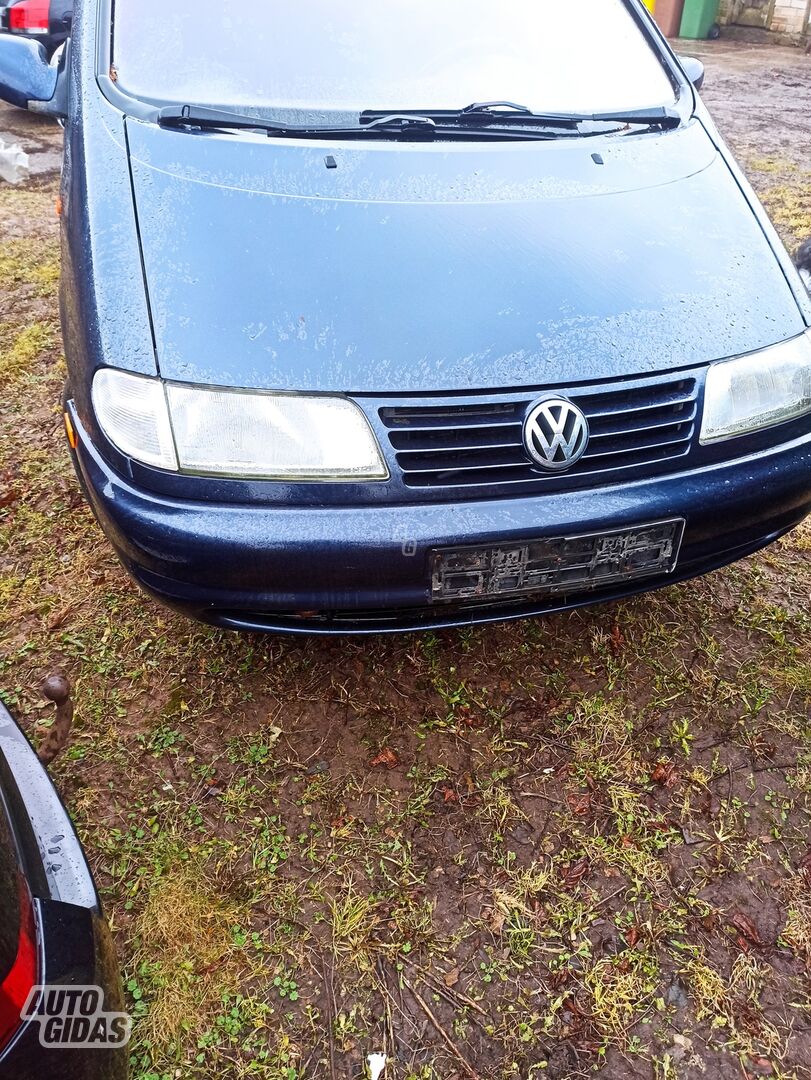 Volkswagen Sharan 1999 m dalys
