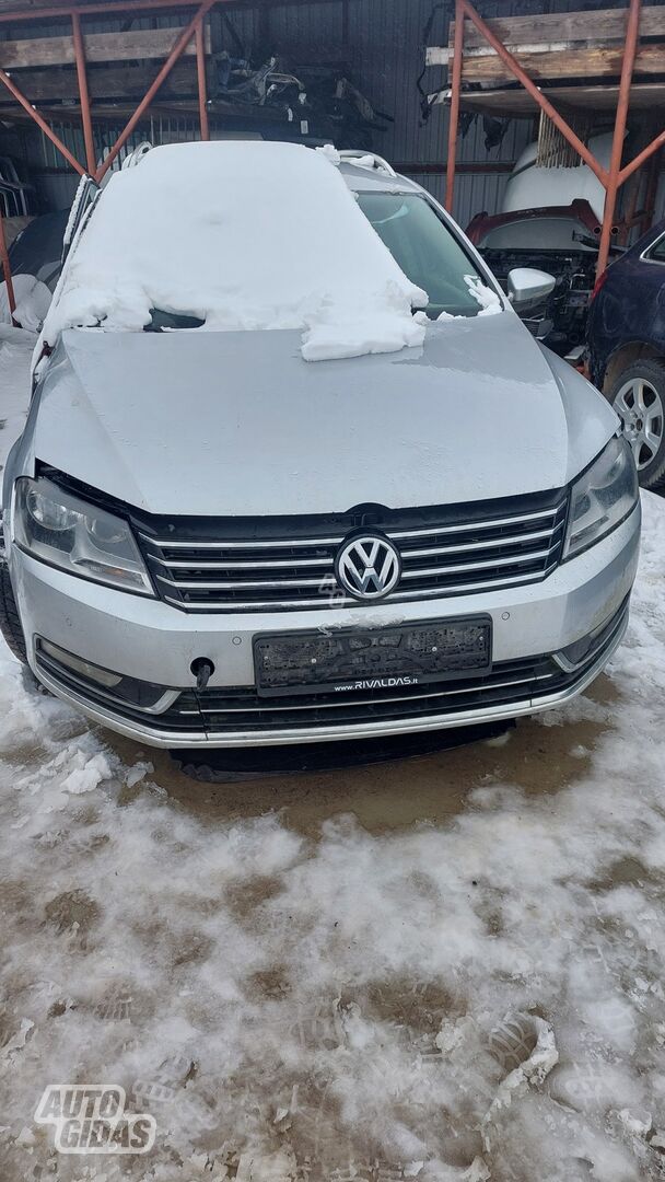 Volkswagen Passat 2013 m dalys
