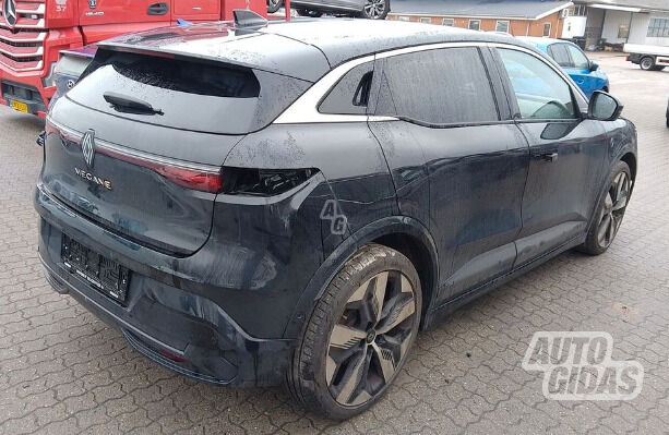 Renault Megane 2023 y parts