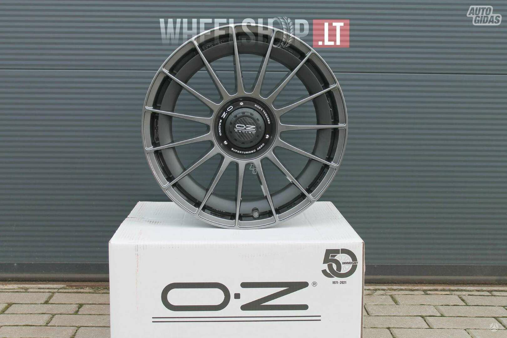 Superturizmo Aero Star Graphit rims