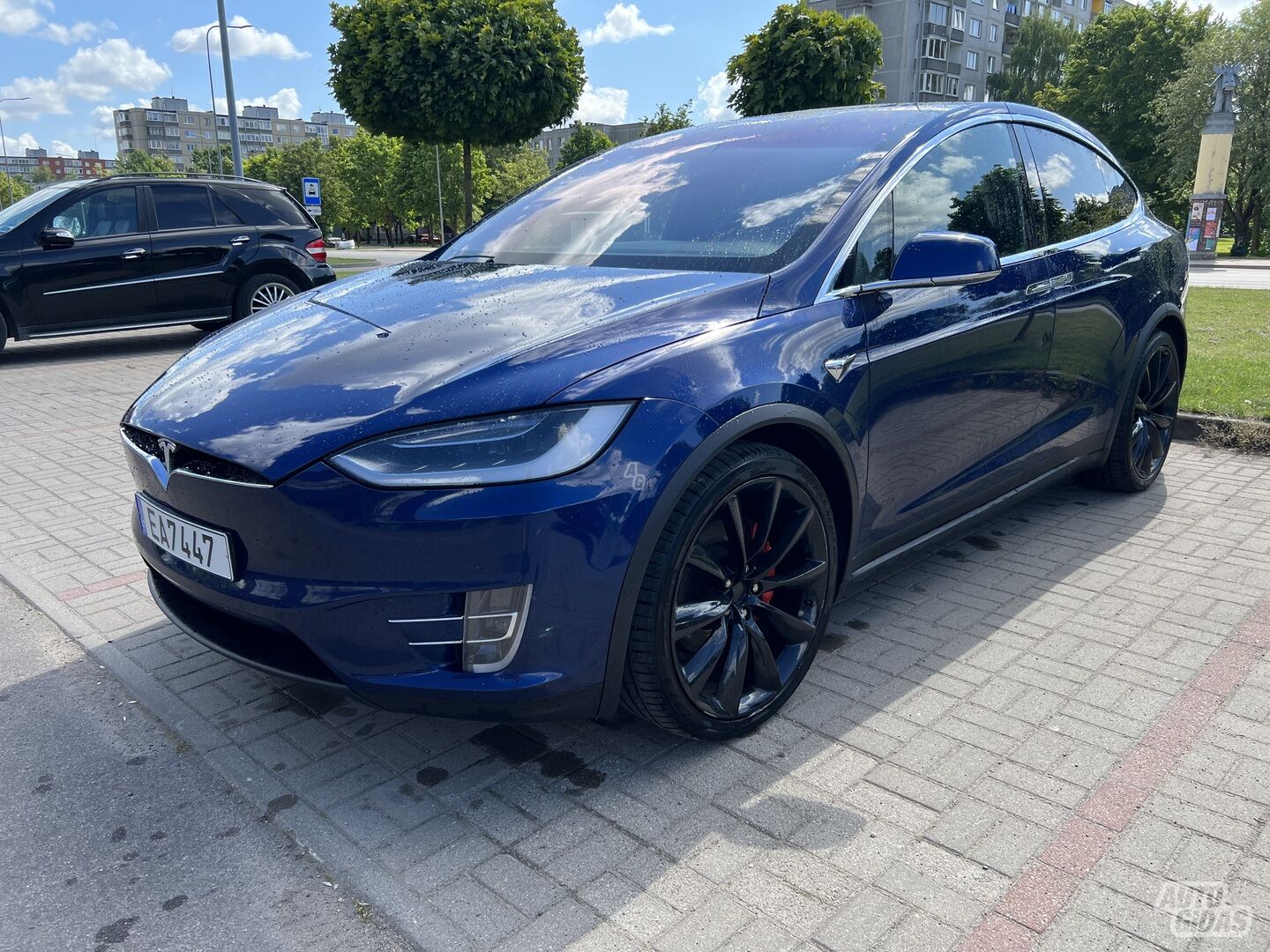 Tesla Model X 2017 m Visureigis