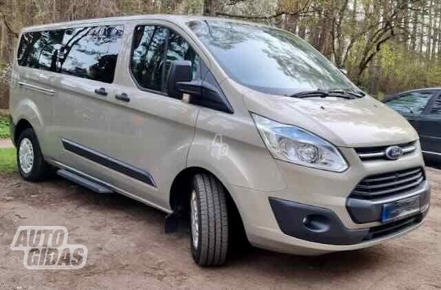 Ford Tourneo Custom 2015 y Minibus