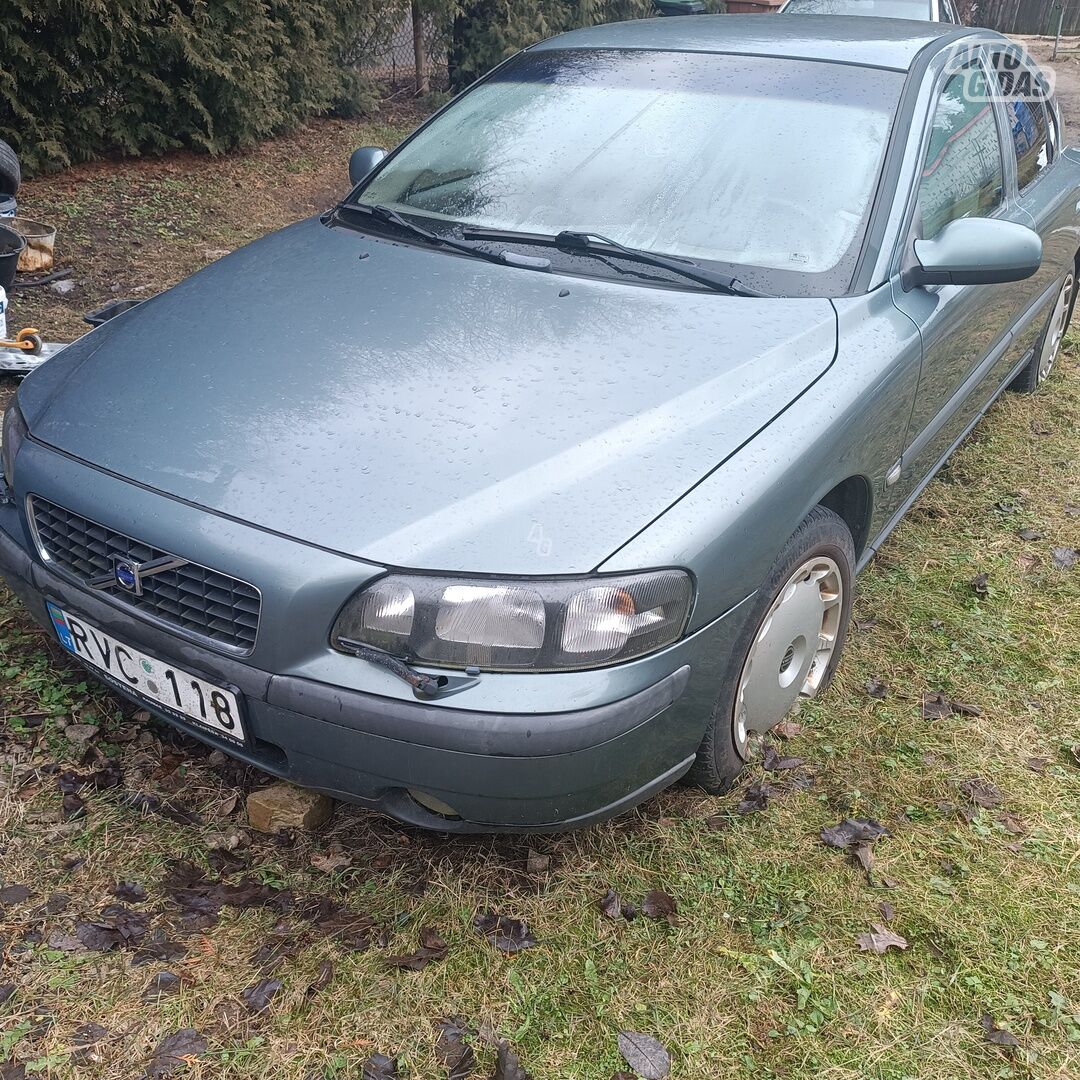 Volvo S60 I T 2001 y