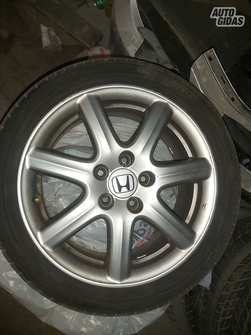 R17 light alloy rims