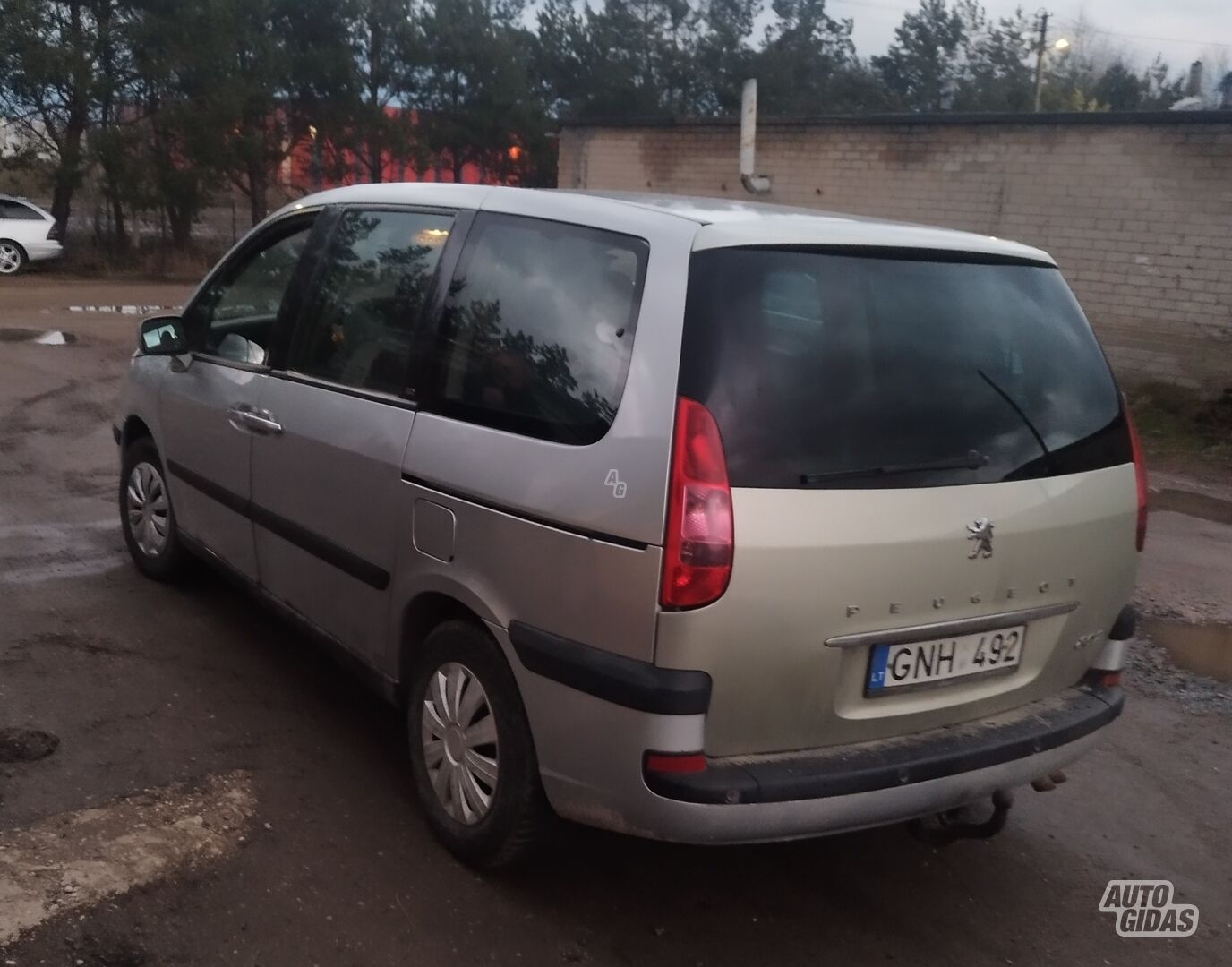 Peugeot 807 HDi ST 2003 y