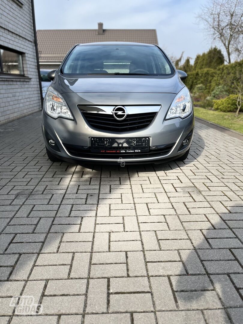 Opel Meriva 2012 г Минивэн
