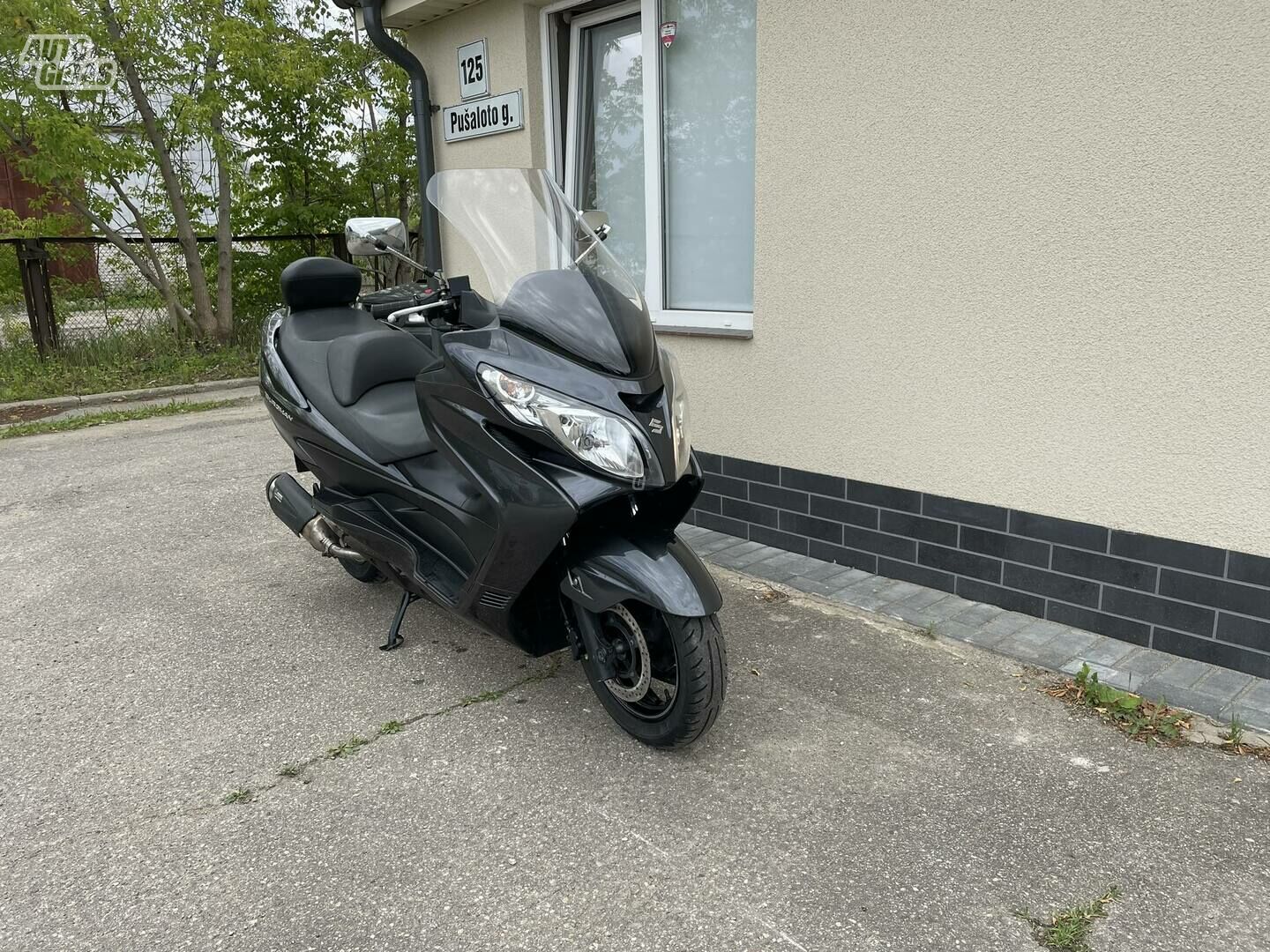 Suzuki Burgman 2013 y Scooter / moped