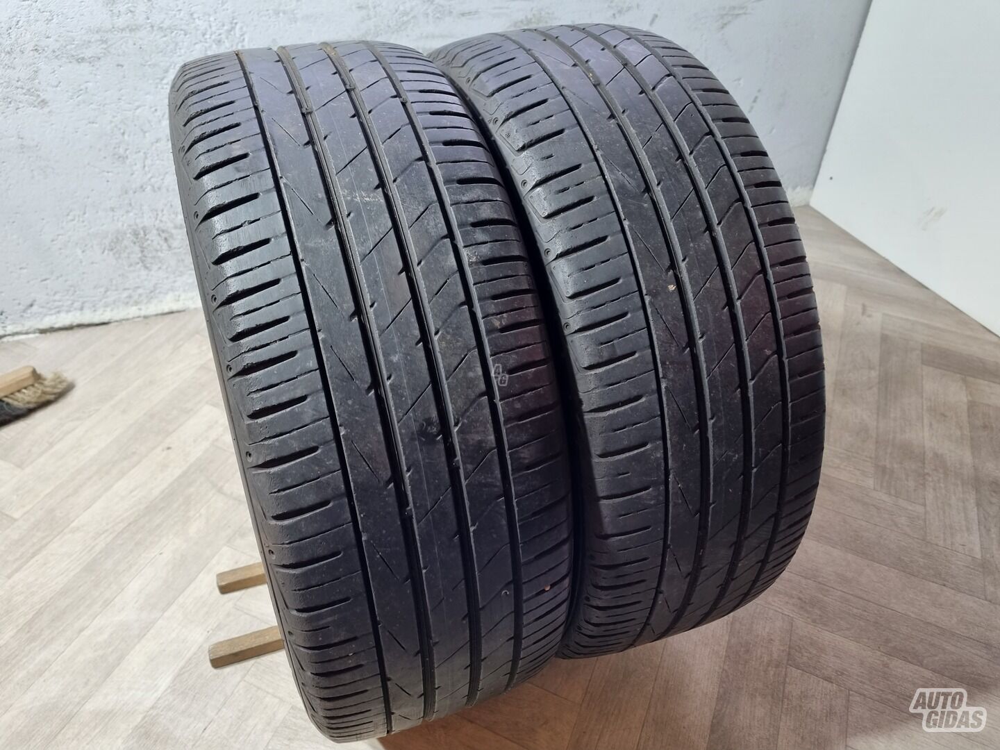 Hankook 4-5mm R19 summer tyres passanger car