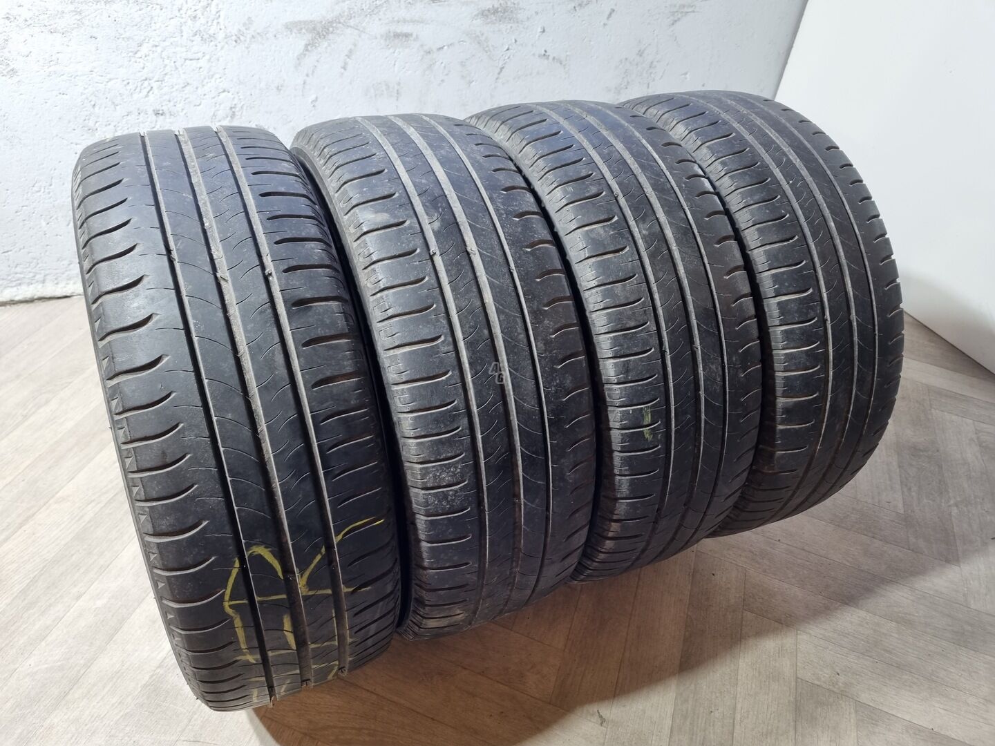 Michelin 5-6mm R16 summer tyres passanger car