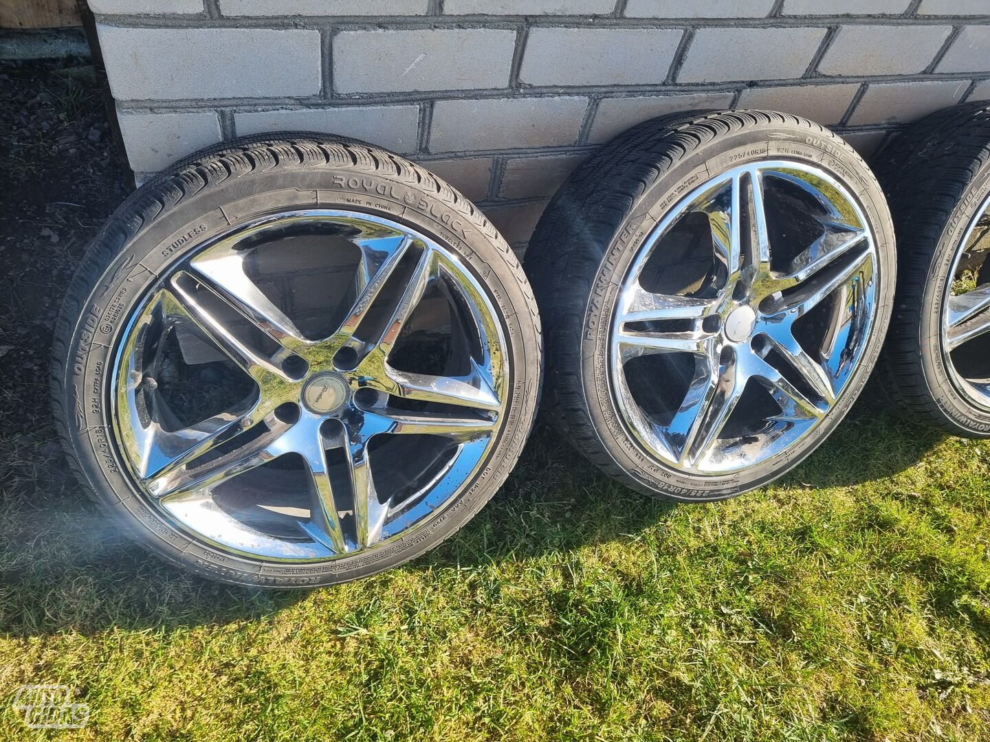 Light alloy R18 rims