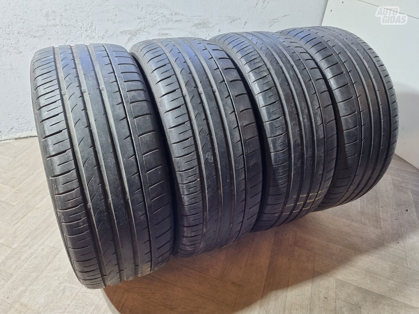 Falken 5-6mm R18 summer tyres passanger car