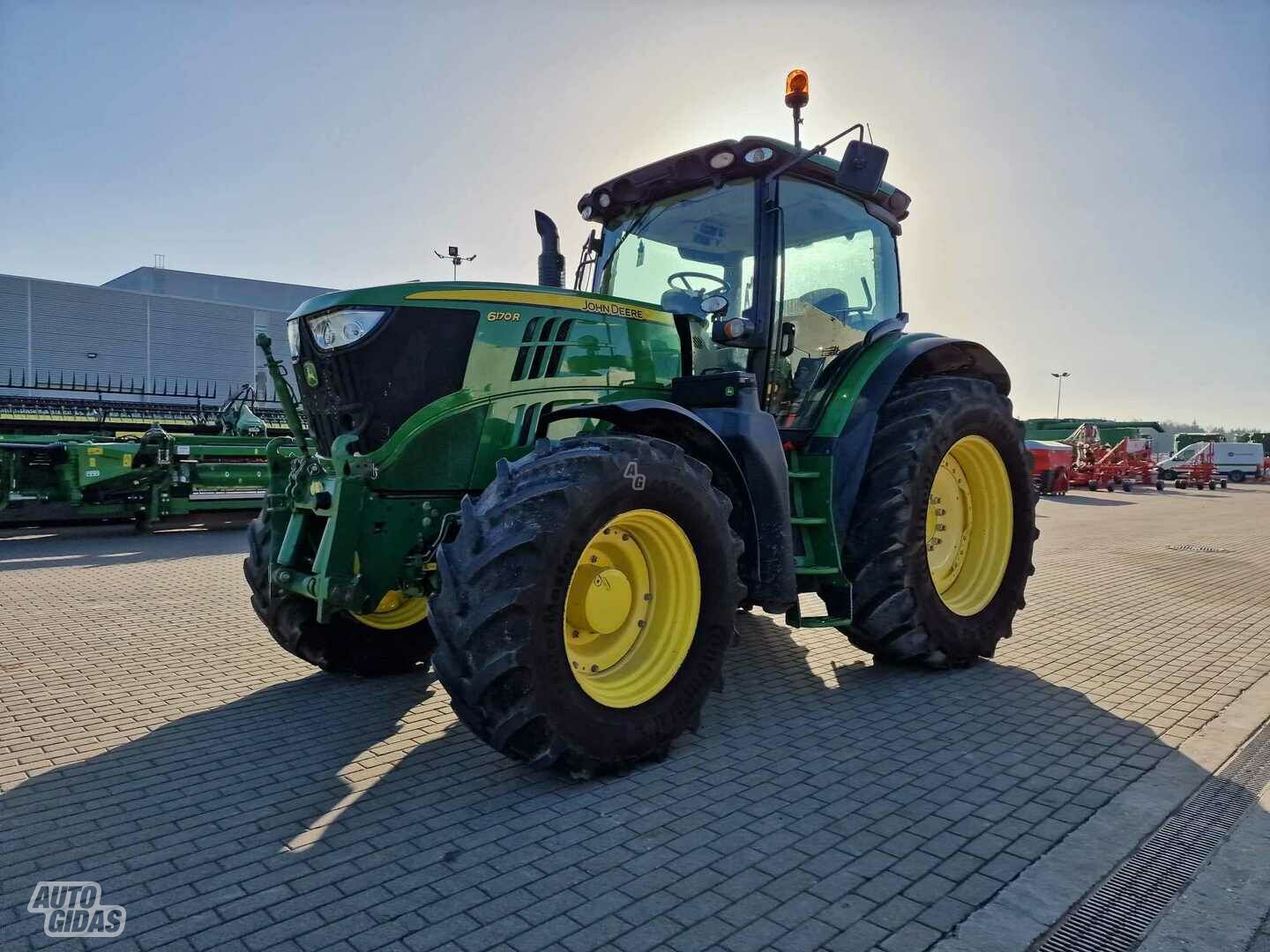 John Deere 2014 y Tractor