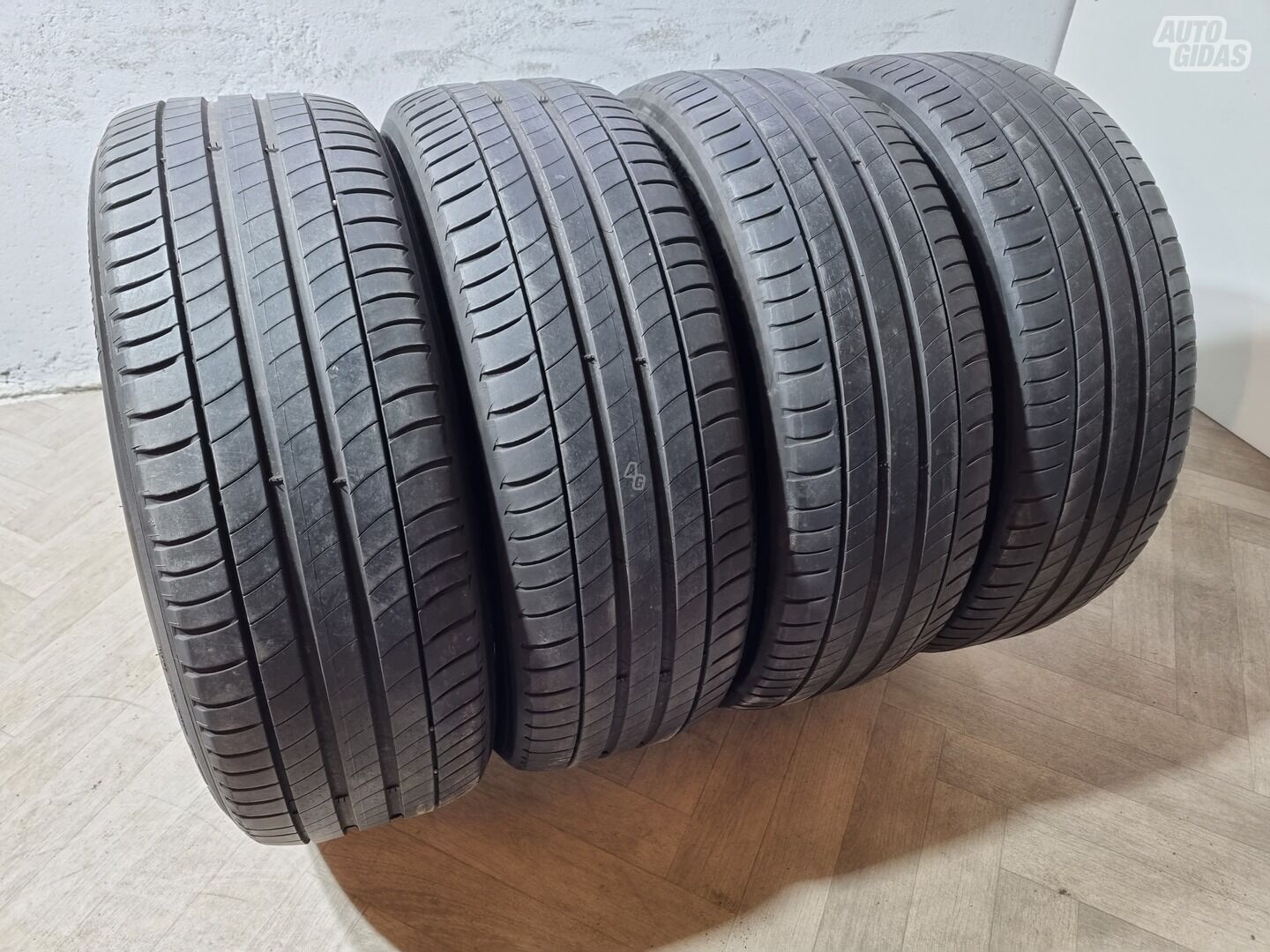 Michelin 5mm R17 летние шины для автомобилей