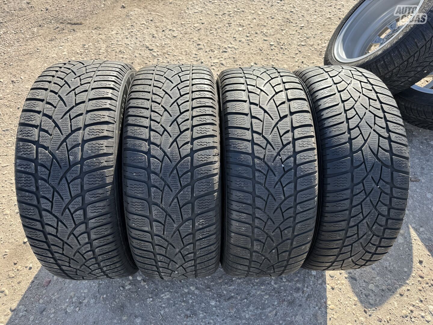 Dunlop Siunciam, 4-5mm R17 universal tyres passanger car