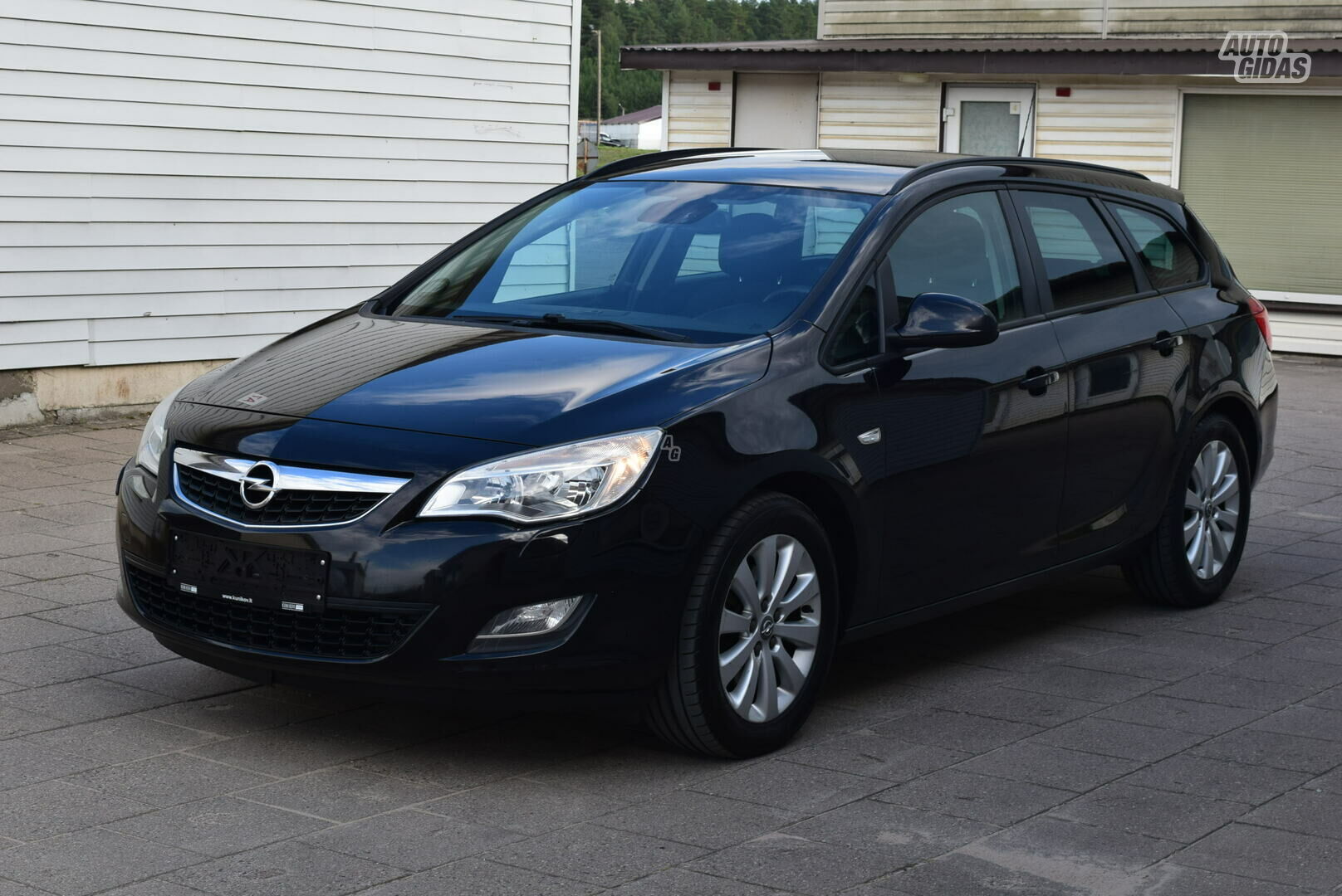 Opel Astra CDTI Enjoy 2011 y