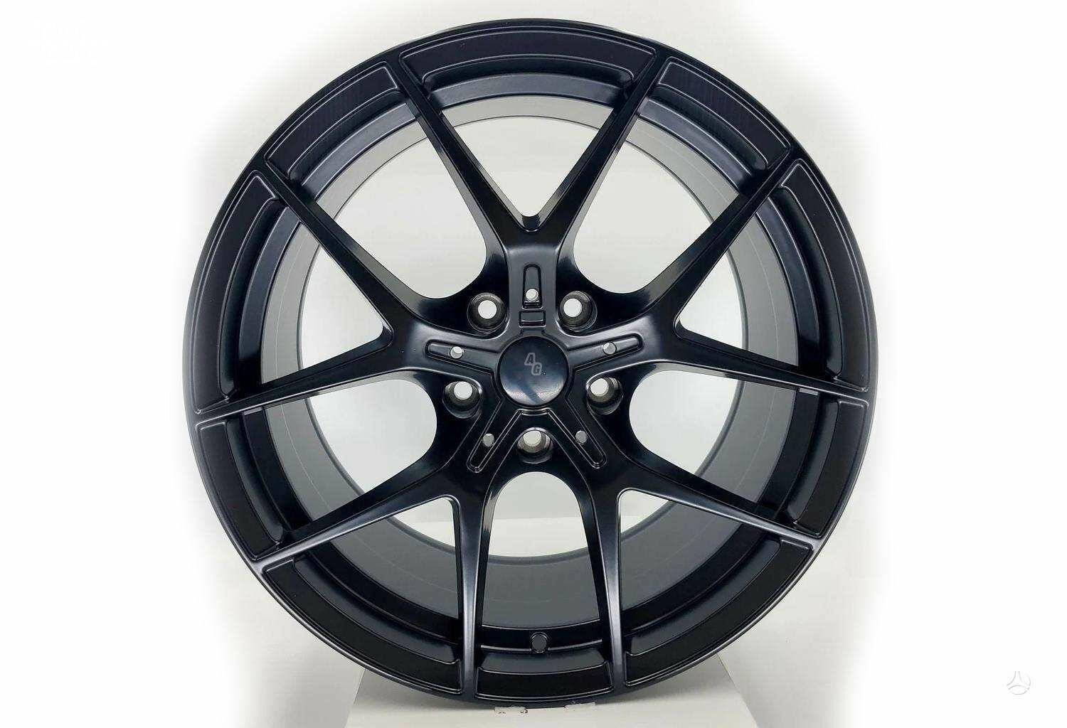 554m Satin black 8.5j+9.5j ratlankiai