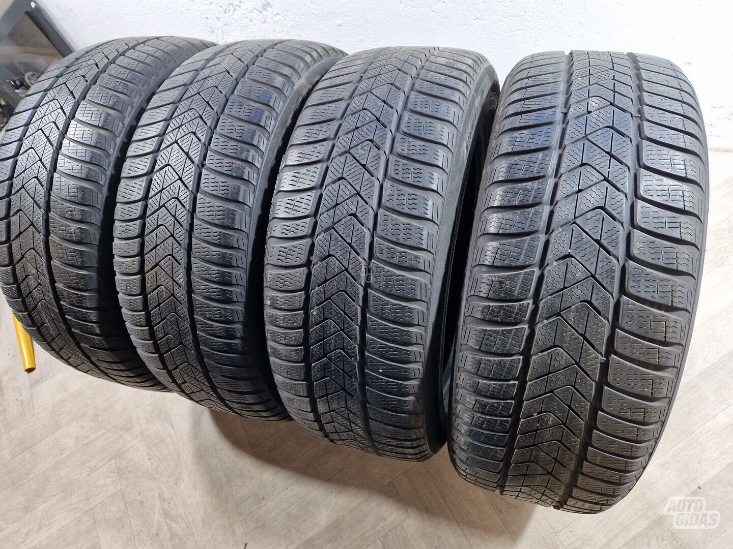 Pirelli 6mm, 2018m R18 universal tyres passanger car