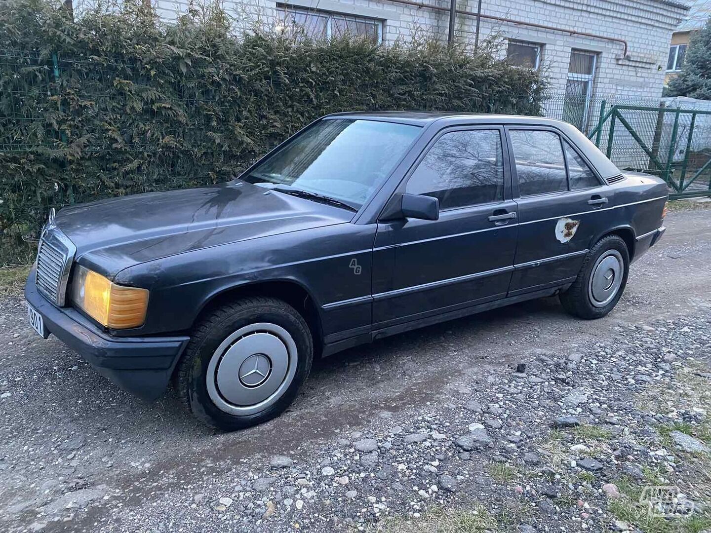 Mercedes-Benz 190 1987 г Седан