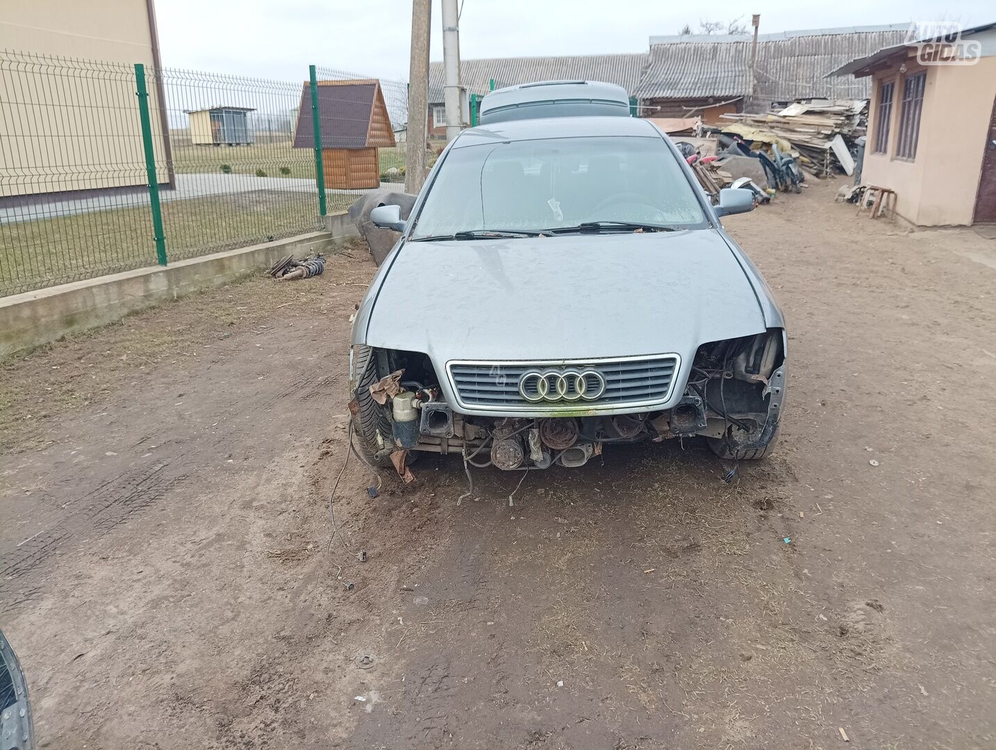 Audi A6 1998 m dalys