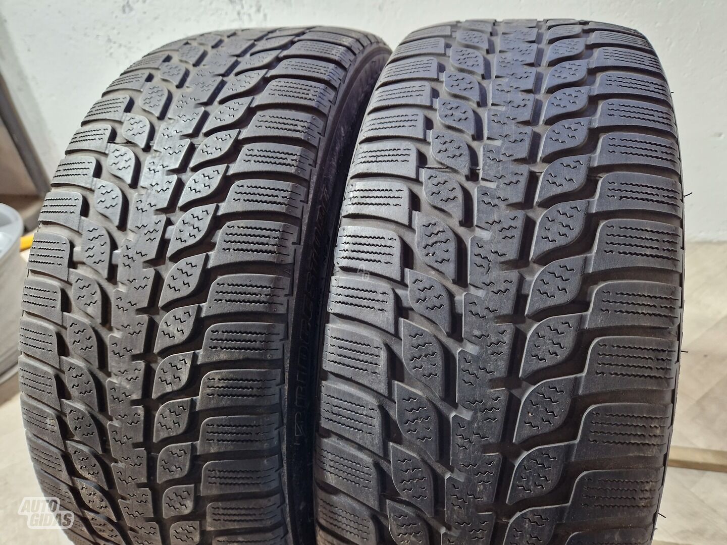 Bridgestone 3-4mm R17 universal tyres passanger car