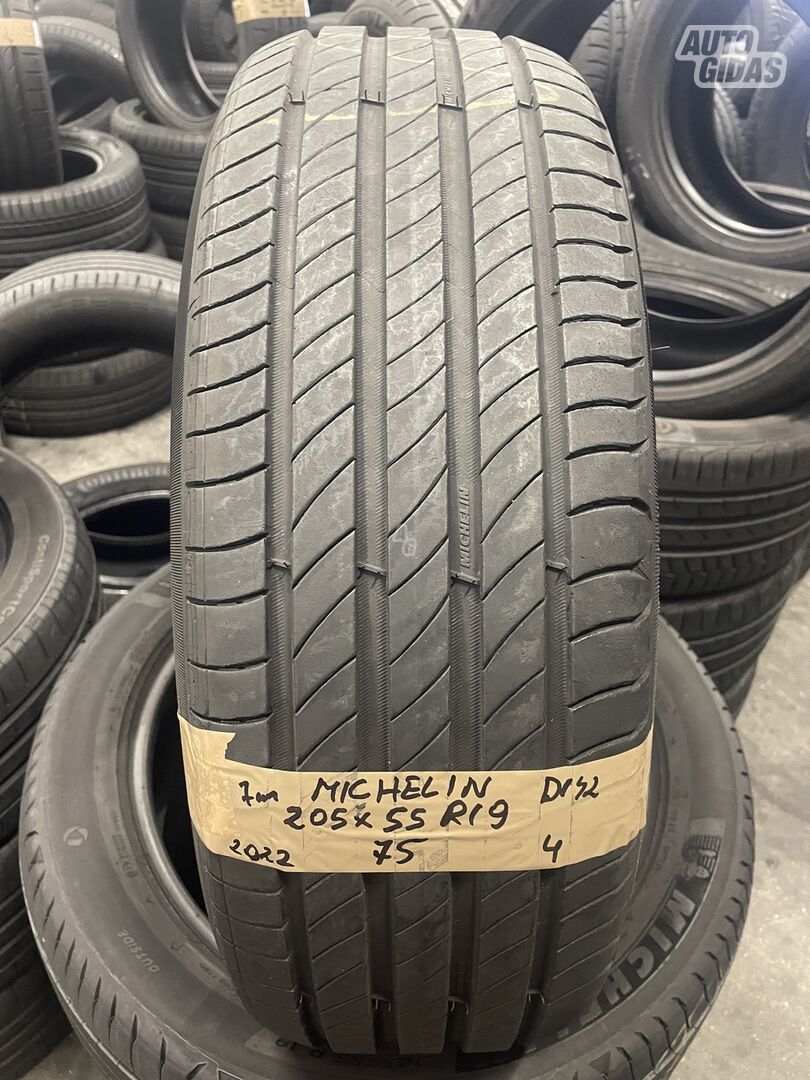 Michelin R19 летние шины для автомобилей