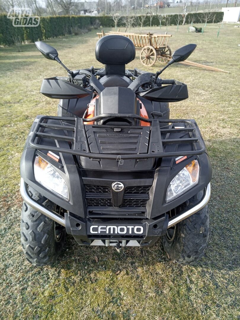 CFMOTO X8 2017 y ATV motorcycle