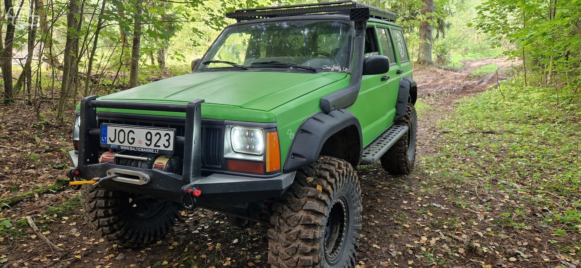 Jeep Cherokee 1995 m Visureigis / Krosoveris