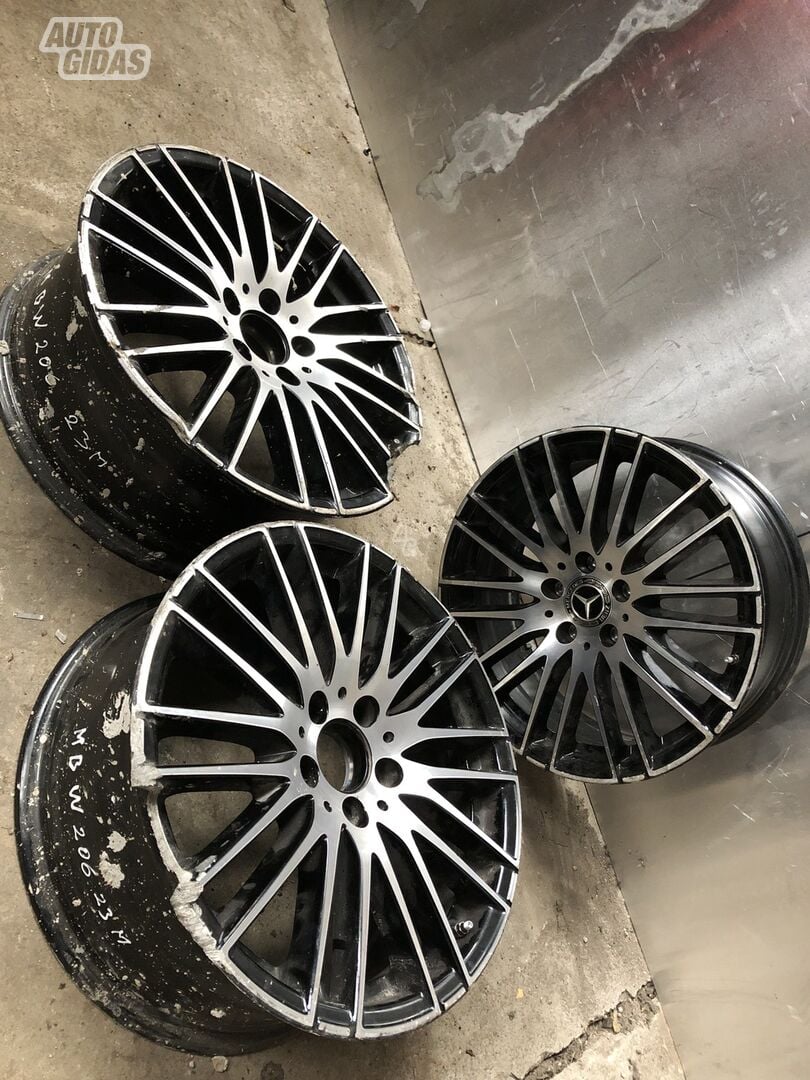 Light alloy R18 rims