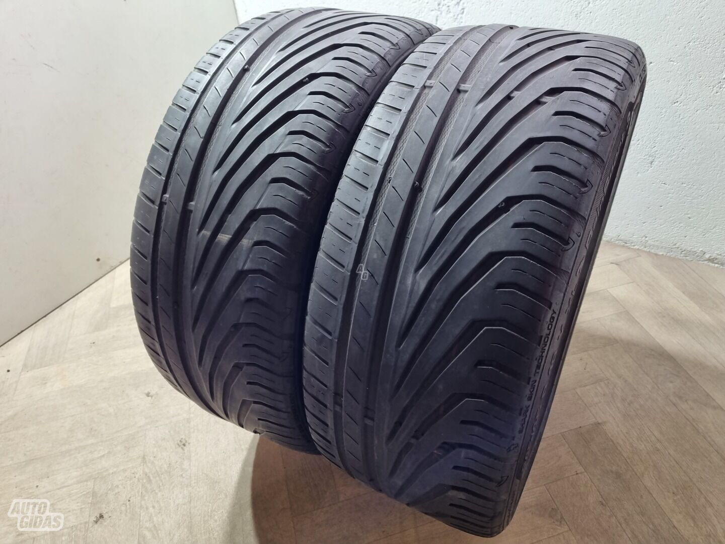 Uniroyal 4-5mm R18 summer tyres passanger car