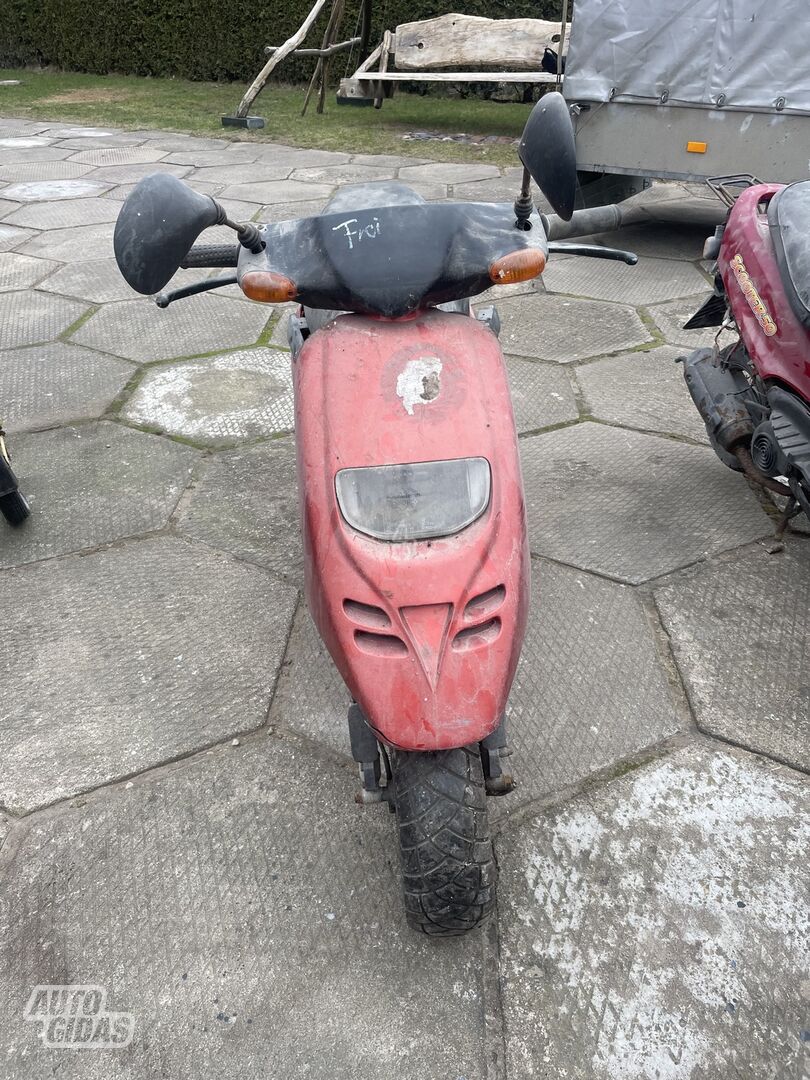Scooter / moped Piaggio Typhoon 1998 y parts