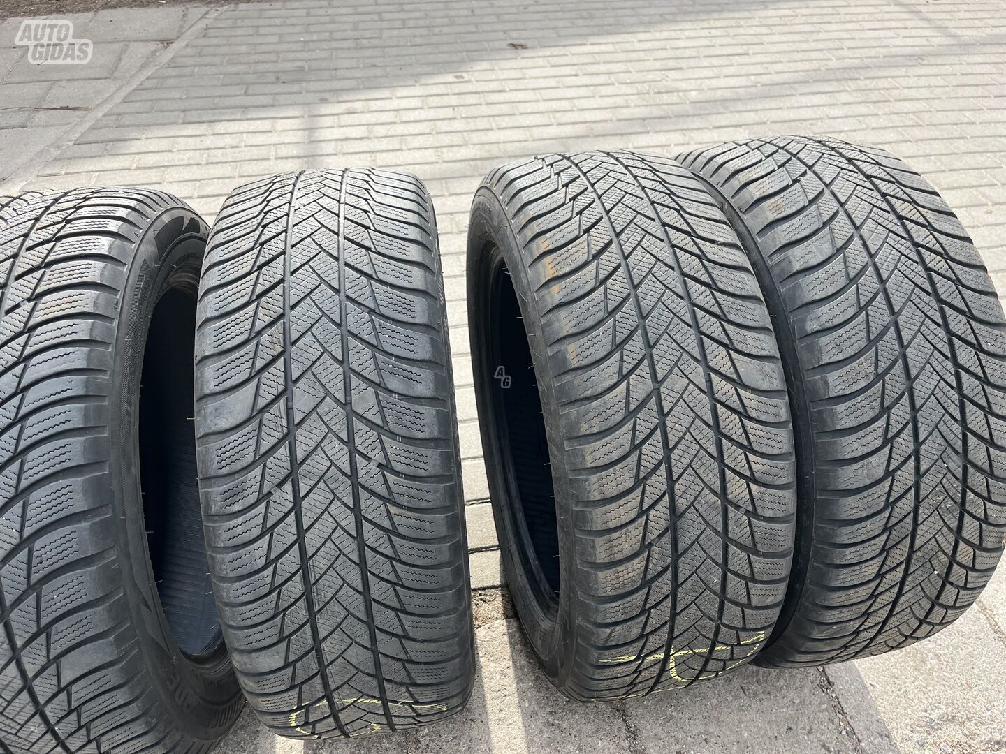 Bridgestone R18 universal tyres passanger car