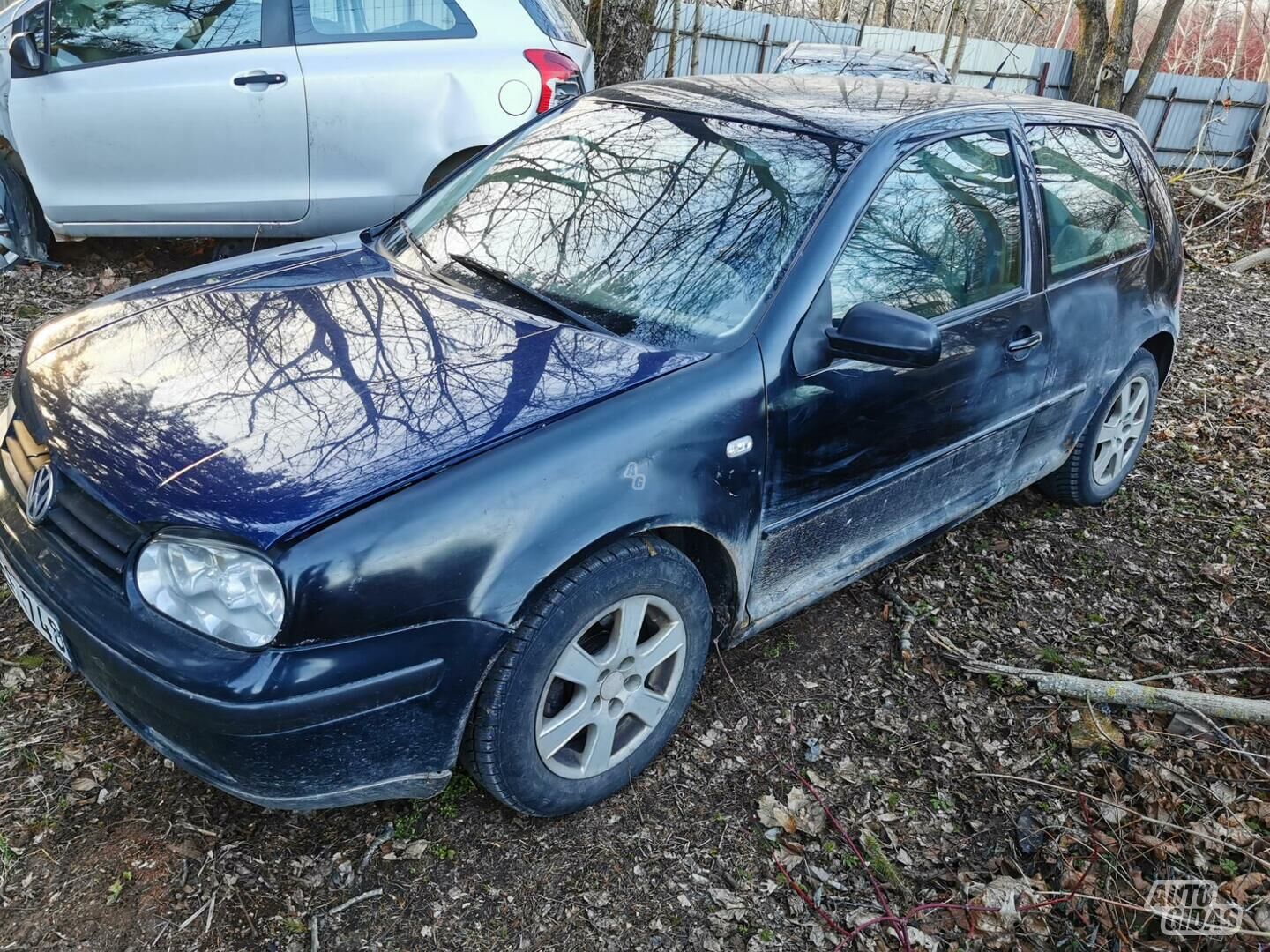 Volkswagen Golf 2000 y parts